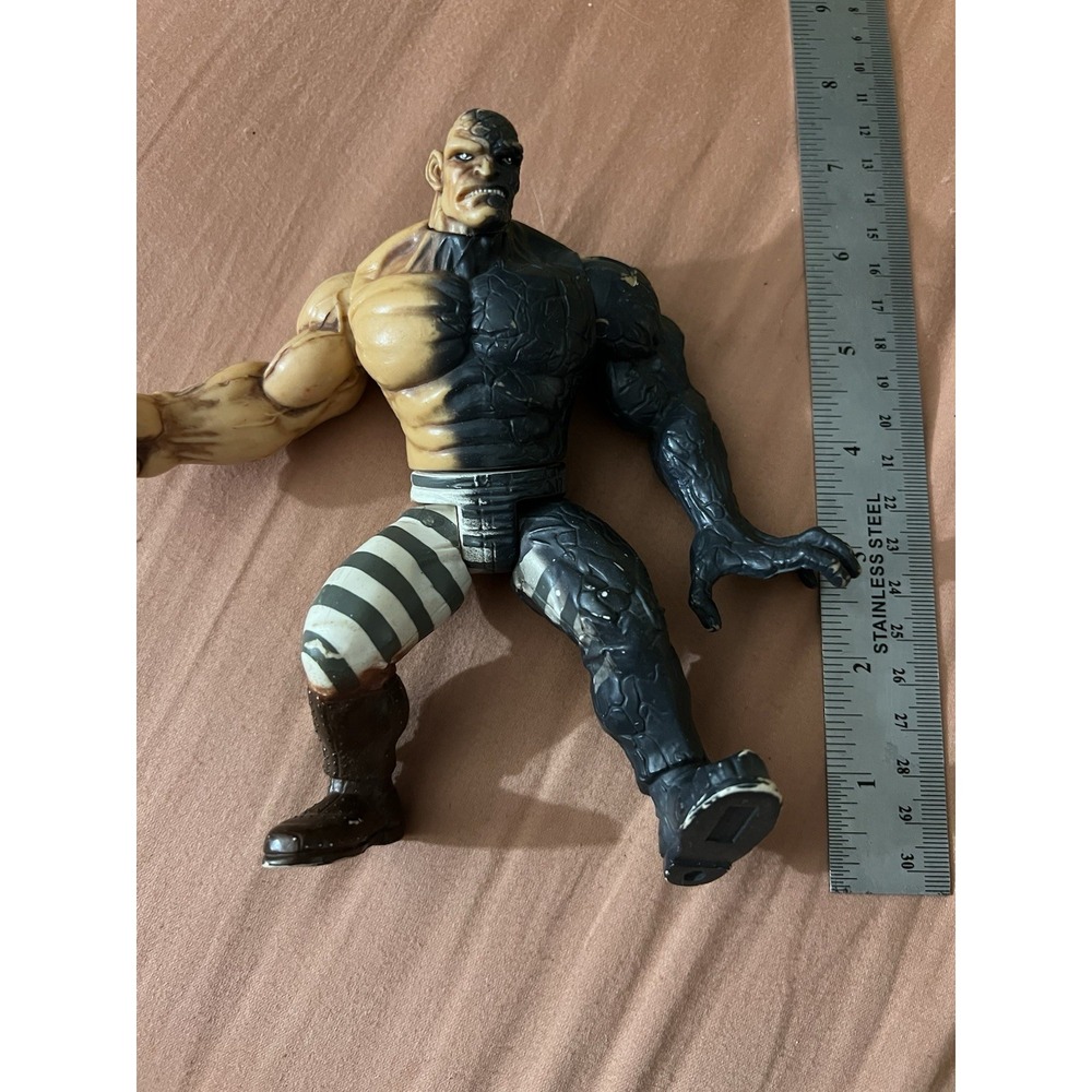 Incredible Hulk Transformations ABSORBING MAN Action Figure Marvel ToyBiz 1997